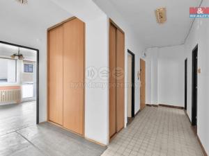 Prodej bytu 3+1, Jičín - Nové Město, K. Vika, 75 m2