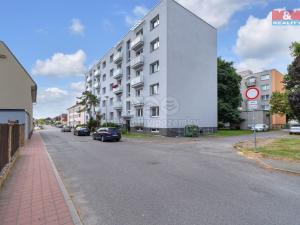 Prodej bytu 3+1, Jičín - Nové Město, K. Vika, 75 m2