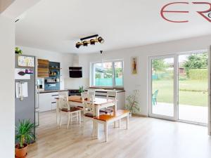 Prodej rodinného domu, Dolní Branná, 149 m2