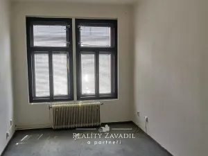 Pronájem kanceláře, Hradec Králové, Pospíšilova, 36 m2