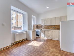 Prodej bytu 2+kk, Plzeň - Jižní Předměstí, Klatovská třída, 60 m2