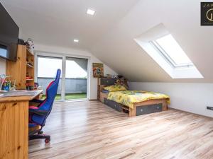 Prodej rodinného domu, Buštěhrad, Břízová, 250 m2