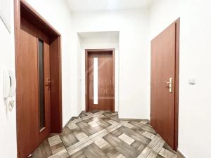 Pronájem bytu 2+1, Praha - Smíchov, Na bělidle, 62 m2