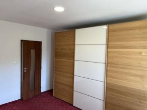 Pronájem bytu 2+1, Brno, Opálkova, 51 m2