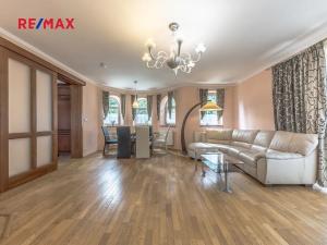 Pronájem rodinného domu, Lhota, K Lesnu, 205 m2