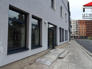 Pronájem obchodního prostoru, Opava, Olomoucká, 94 m2