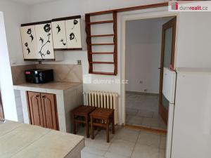 Pronájem bytu 2+kk, Praha - Horní Počernice, V slavětíně, 48 m2