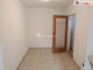 Pronájem bytu 2+kk, Praha - Horní Počernice, V slavětíně, 48 m2