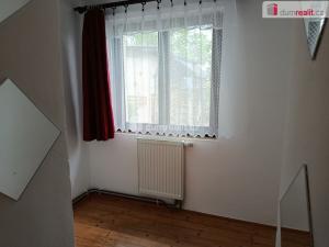 Pronájem bytu 2+kk, Praha - Horní Počernice, V slavětíně, 48 m2