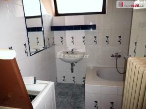 Pronájem bytu 2+kk, Praha - Horní Počernice, V slavětíně, 48 m2