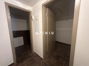 Pronájem obchodního prostoru, Brno, Slovákova, 103 m2