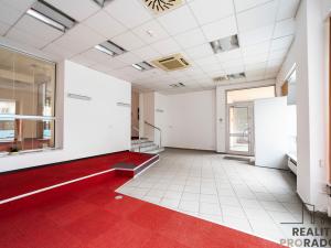 Pronájem obchodního prostoru, Ostrava - Moravská Ostrava, Nádražní, 95 m2