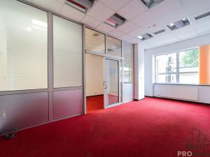 Pronájem obchodního prostoru, Ostrava - Moravská Ostrava, Nádražní, 95 m2