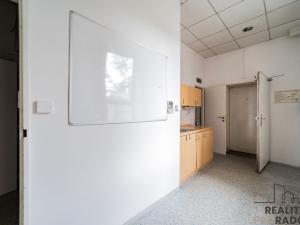 Pronájem obchodního prostoru, Ostrava - Moravská Ostrava, Nádražní, 95 m2