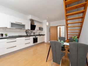 Prodej bytu 3+kk, Hradec Králové - Pražské Předměstí, Kollárova, 68 m2