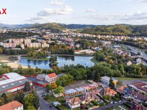 Prodej bytu 2+1, Karlovy Vary - Stará Role, Karlovarská, 61 m2