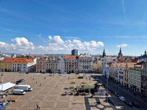 Pronájem kanceláře, Plzeň, náměstí Republiky, 34 m2