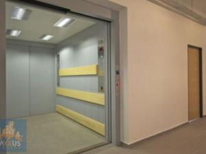 Pronájem skladu, Praha - Horní Počernice, Ve žlíbku, 18 m2