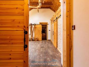 Prodej vícegeneračního domu, Drnholec, Wolkerova, 244 m2