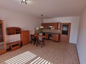 Pronájem bytu 1+kk, Pardubice - Svítkov, Dubová, 34 m2