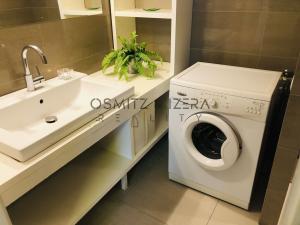 Pronájem bytu 2+kk, Praha, Bílkova, 37 m2