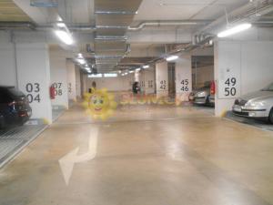 Pronájem garážového stání, Hradec Králové - Nový Hradec Králové, Jana Masaryka, 11 m2