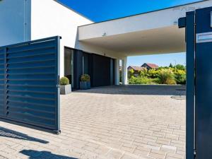 Prodej rodinného domu, Mukařov - Srbín, Bezová, 132 m2