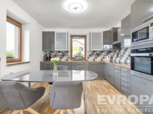 Prodej rodinného domu, Dolní Krupá, 121 m2