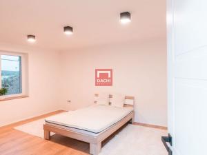 Prodej rodinného domu, Tachlovice, 150 m2