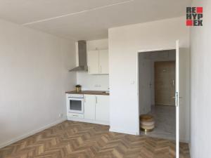 Pronájem bytu 1+kk, Pardubice - Ohrazenice, Trnovská, 33 m2