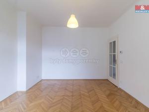 Pronájem bytu 2+kk, Praha, Kyjevská, 48 m2
