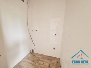 Prodej vícegeneračního domu, Milovice - Benátecká Vrutice, 1080 m2