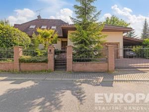 Prodej rodinného domu, Sulice - Hlubočinka, U Lesa, 272 m2