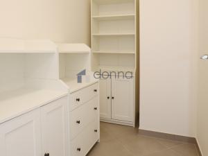 Pronájem bytu 2+kk, Praha - Háje, Sochorcova, 64 m2
