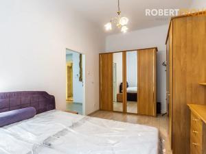 Pronájem bytu 2+kk, Praha - Dejvice, Jaselská, 48 m2