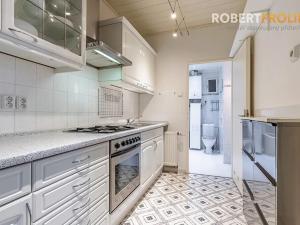 Pronájem bytu 2+kk, Praha - Dejvice, Jaselská, 48 m2