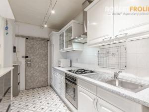 Pronájem bytu 2+kk, Praha - Dejvice, Jaselská, 48 m2