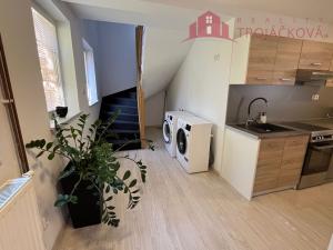Pronájem bytu 2+1, Kozlovice, 64 m2