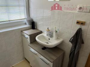 Pronájem bytu 2+1, Kozlovice, 64 m2