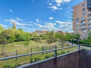 Prodej bytu 3+kk, Praha - Strašnice, Zvěřinova, 98 m2