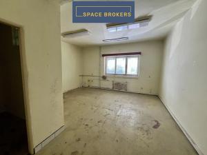 Pronájem obchodního prostoru, Pardubice, 400 m2
