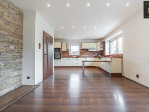 Prodej rodinného domu, Lhota, Kladenská, 170 m2