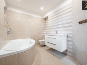 Prodej rodinného domu, Lhota, Kladenská, 170 m2