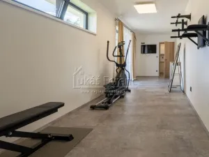 Prodej rodinného domu, Praha - Sobín, Valtická, 221 m2