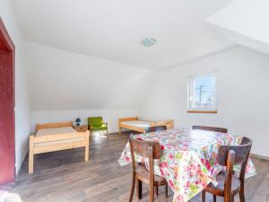Prodej rodinného domu, Český Krumlov - Nové Dobrkovice, 230 m2
