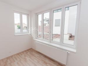 Pronájem bytu 1+kk, Benešov, Tyršova, 43 m2