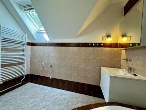 Prodej bytu 3+1, Česká Ves, Jánského, 85 m2