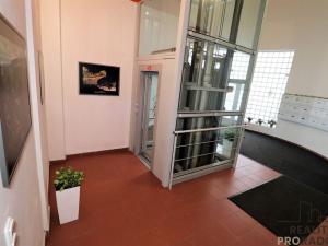 Pronájem bytu 2+kk, Brno - Slatina, Zlínská, 53 m2