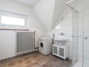 Pronájem bytu 2+kk, Praha - Prosek, Poleradská, 40 m2