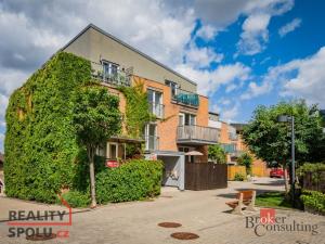 Prodej bytu 2+kk, Praha - Uhříněves, Karla Zicha, 66 m2